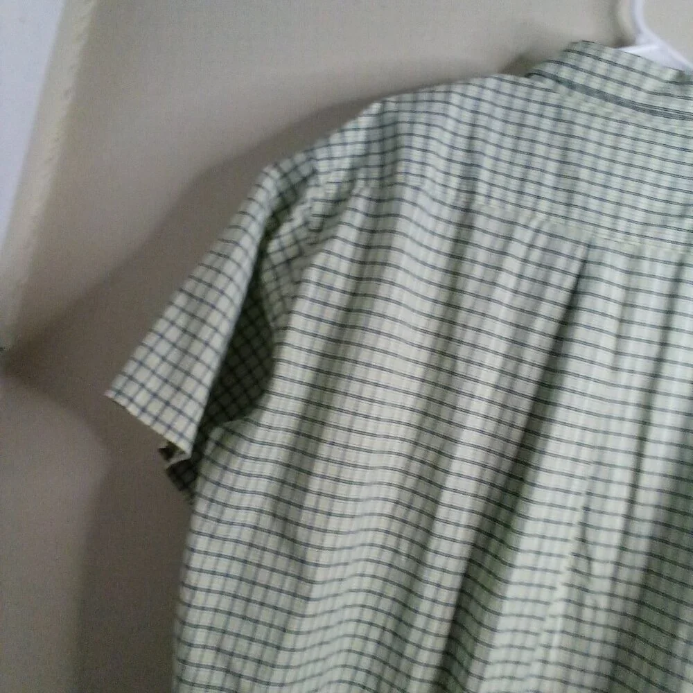 Old Navy Shirt Men XL Short Sleeve Button Up Plaid Casual Green